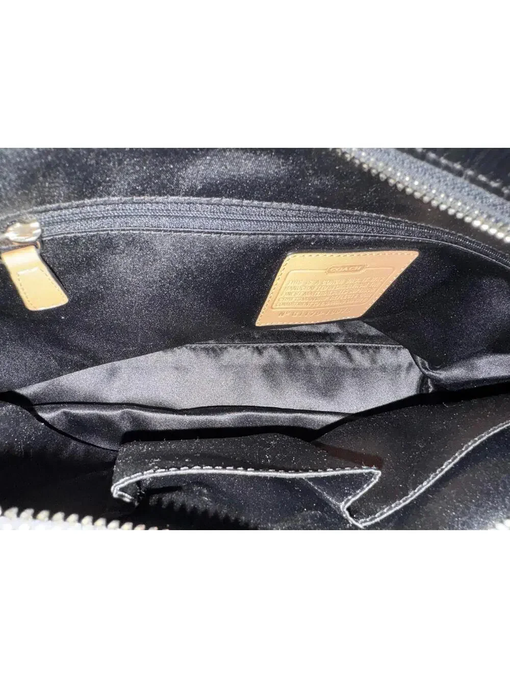 Coach Poppy Signature Glam Tote Patent Quilted Y2K